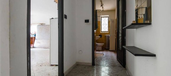 5 rooms House in Cavagnolo, Italy No. 19532 5