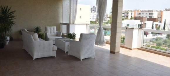 3 bedrooms Apartment in Limassol, Cyprus No. 1804 12