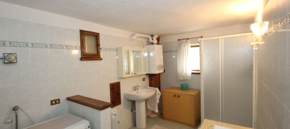 7 rooms House in Netro, Italy No. 153471 6