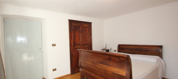 7 rooms House in Netro, Italy No. 153471 25