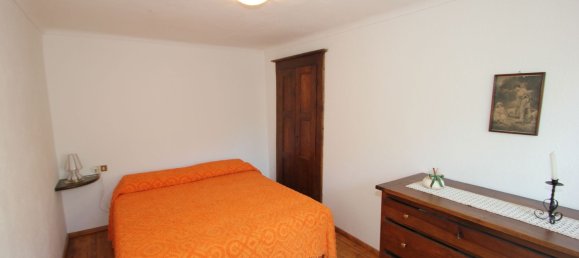 7 rooms House in Netro, Italy No. 153471 17