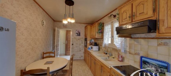 2 Schlafzimmer Haus in Evry, France, Nr. 172412 5