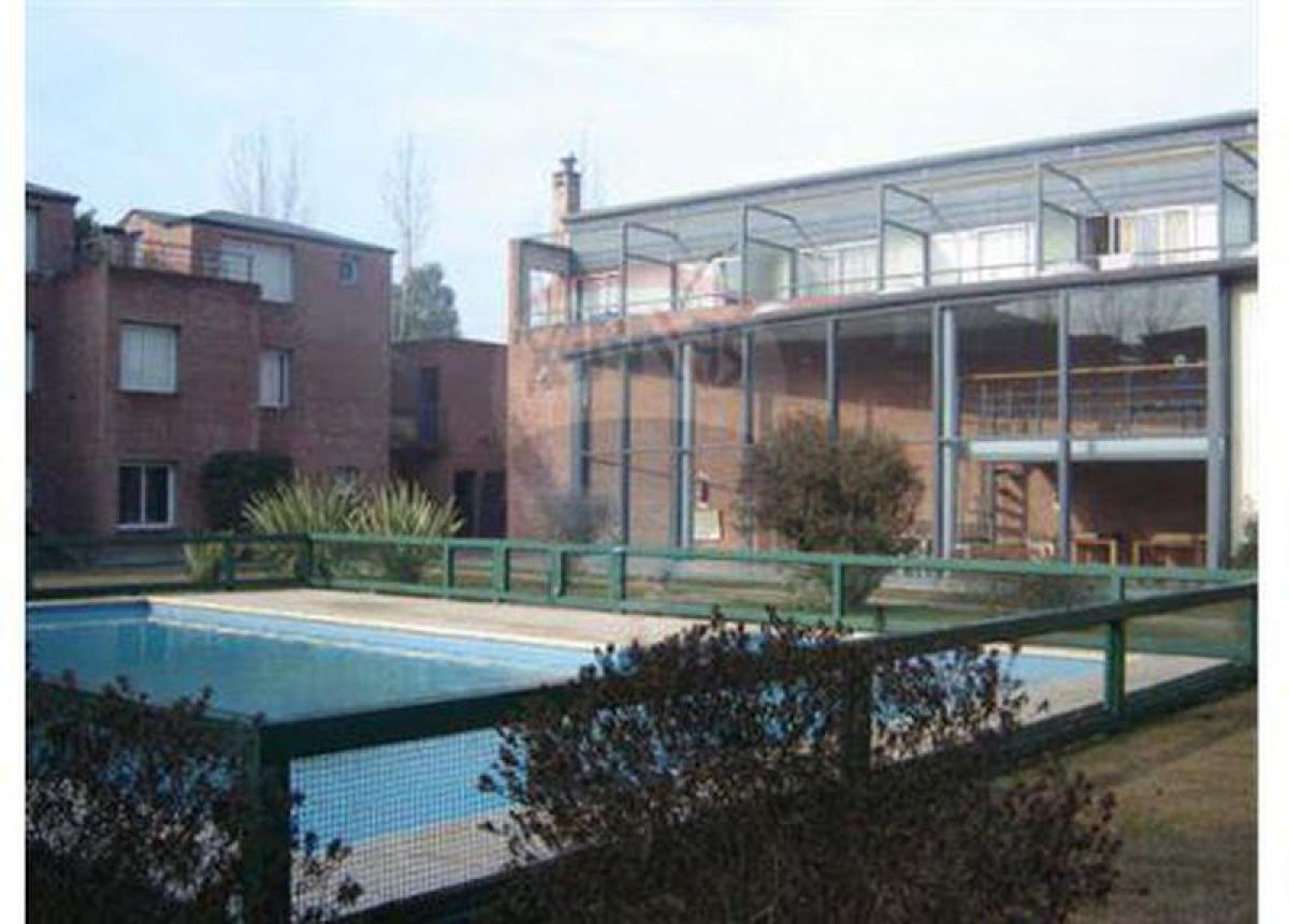 Studio in Pilar, Argentina No. 88746