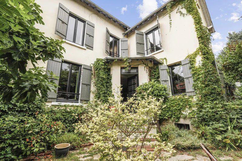 4 غرف نوم منزل في Gagny, France رقم 189372