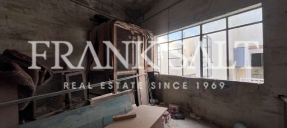 محل تجاري في Victoria, Malta رقم 13320 7