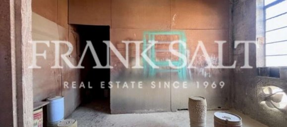 محل تجاري في Victoria, Malta رقم 13320 3