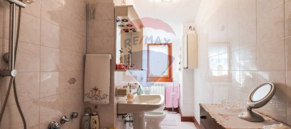 2 Schlafzimmer Wohnung in Caprino Bergamasco, Italy, Nr. 352714 18