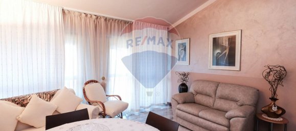 2 Schlafzimmer Wohnung in Caprino Bergamasco, Italy, Nr. 352714 10