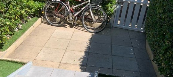 Apartamento de 1 dormitorio en Le Grau-du-Roi, France No. 318300 3