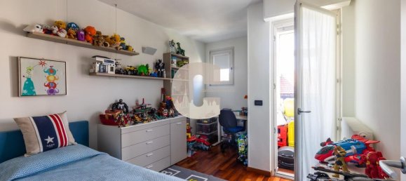 4-Zimmer Penthouse in Turin, Italy, Nr. 151474 5