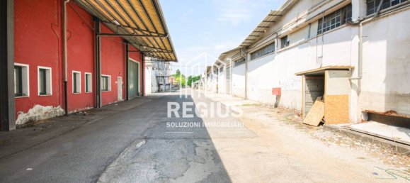 Склад с 5 комнатами в Венеция, Италия № 289231 15