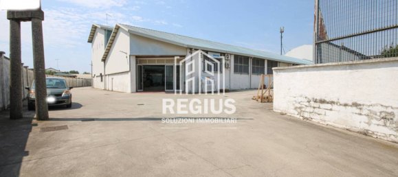 Склад с 5 комнатами в Венеция, Италия № 289231 12