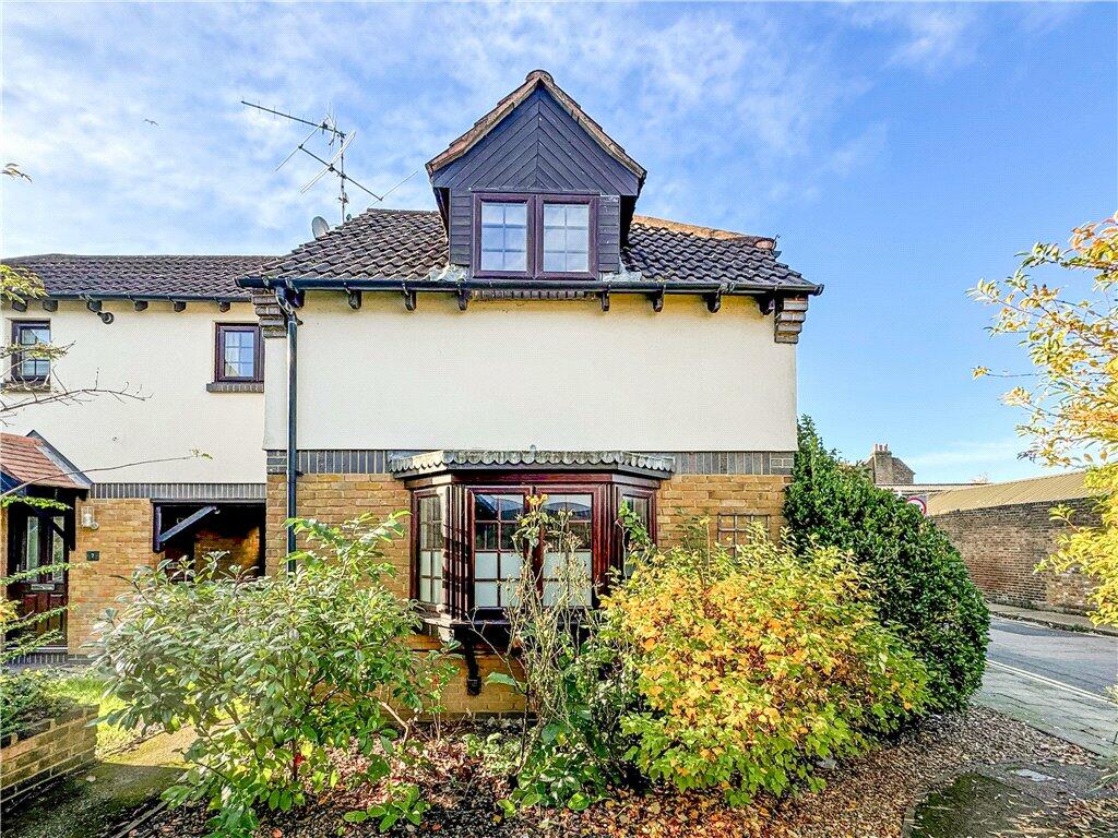 2 bedrooms House in Twickenham, United Kingdom No. 8535