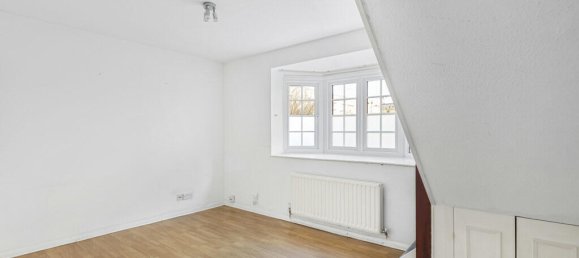 2 bedrooms House in Twickenham, United Kingdom No. 8535 6