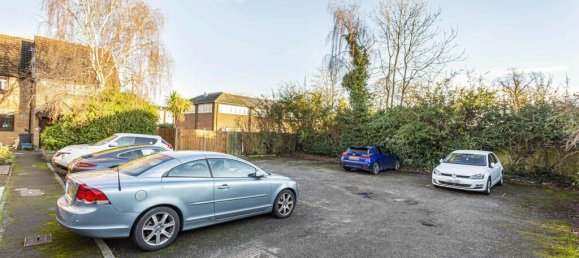 2 bedrooms House in Twickenham, United Kingdom No. 8535 34