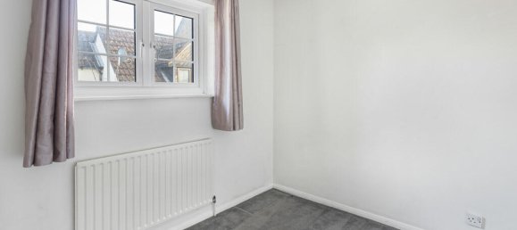 2 bedrooms House in Twickenham, United Kingdom No. 8535 9