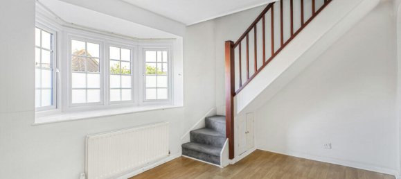 2 bedrooms House in Twickenham, United Kingdom No. 8535 2