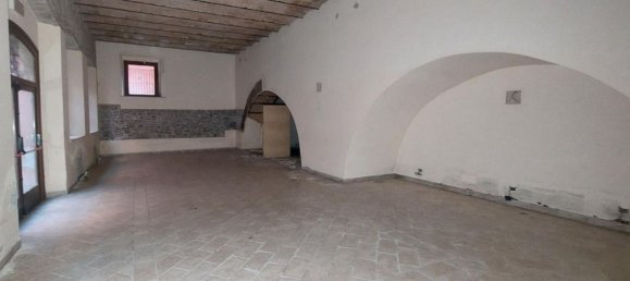 2586m² Building in Matelica, Italy No. 374890 8