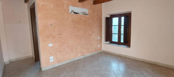 2586m² Building in Matelica, Italy No. 374890 12