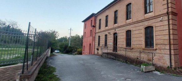 2586m² Building in Matelica, Italy No. 374890 19