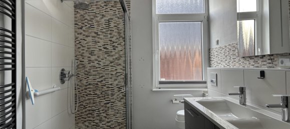 Дом с 5 комнатами в Cuxhaven, Германия № 336675 6