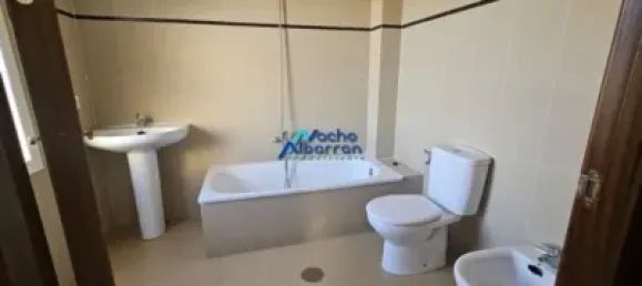 Apartamento de 4 dormitorios en Badajoz, Spain No. 148470 14