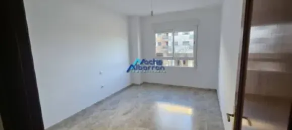Apartamento de 4 dormitorios en Badajoz, Spain No. 148470 9