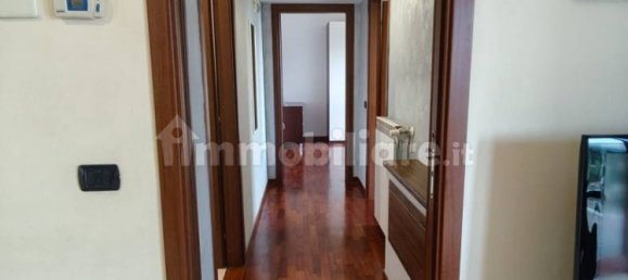 Квартира с 2 спальнями в Фрозиноне, Италия № 331099 22