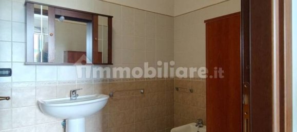 Квартира с 2 спальнями в Фрозиноне, Италия № 331099 15