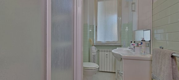 Квартира с 4 спальнями в Лоано, Италия № 324149 6