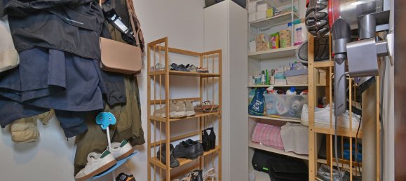 Квартира с 4 спальнями в Лоано, Италия № 324149 14