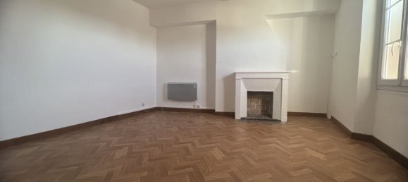 2 bedrooms Townhouse in Epernon, France No. 158840 11