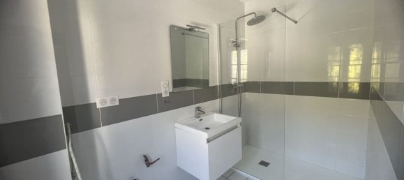 2 bedrooms Townhouse in Epernon, France No. 158840 6