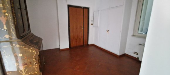 3 bedrooms Apartment in Rome, Italy No. 377572 12