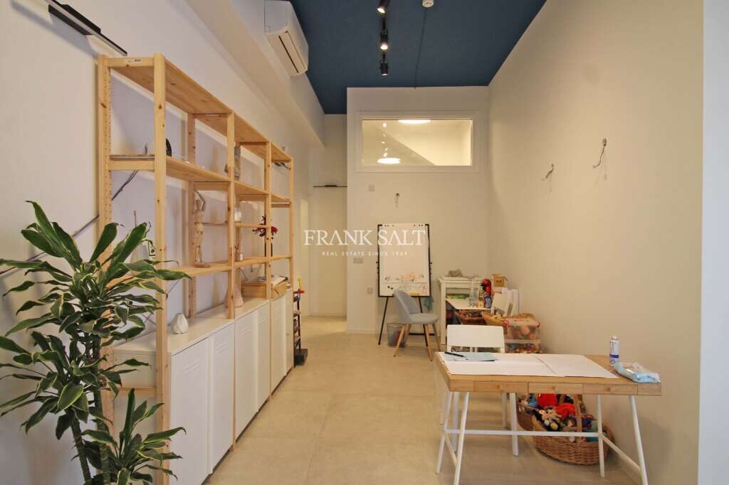 Офис 55м² в Моста, Мальта № 11956