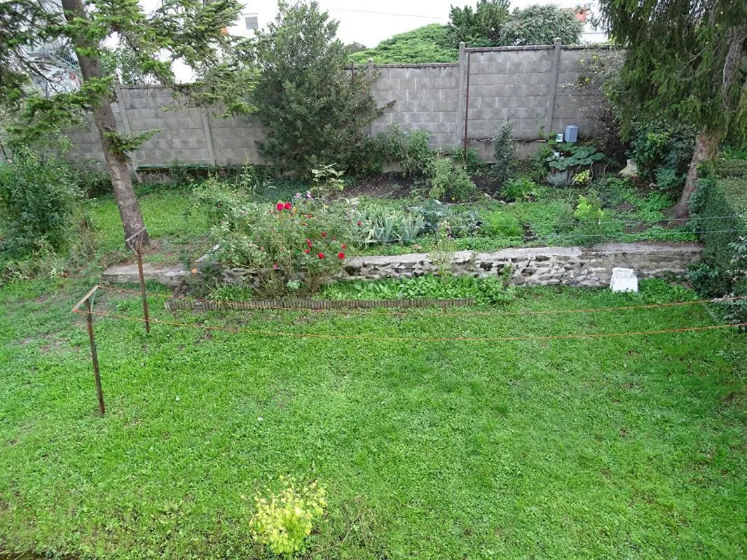 4 bedrooms Apartment in Saint-Etienne, France No. 348261