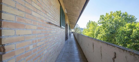 3 rooms Apartment in Montelupone, Italy No. 110511 13