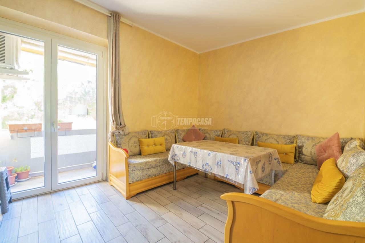 3 rooms Apartment in Montelupone, Italy No. 110511