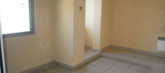 Bureau à Nouzonville, France 172m² No. 80036 5