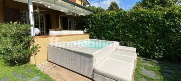 Вилла с 5 спальнями в Форте деи Марми, Италия № 37173 3