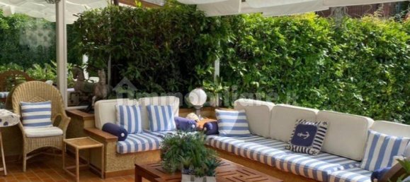 Вилла с 5 спальнями в Форте деи Марми, Италия № 37173 2