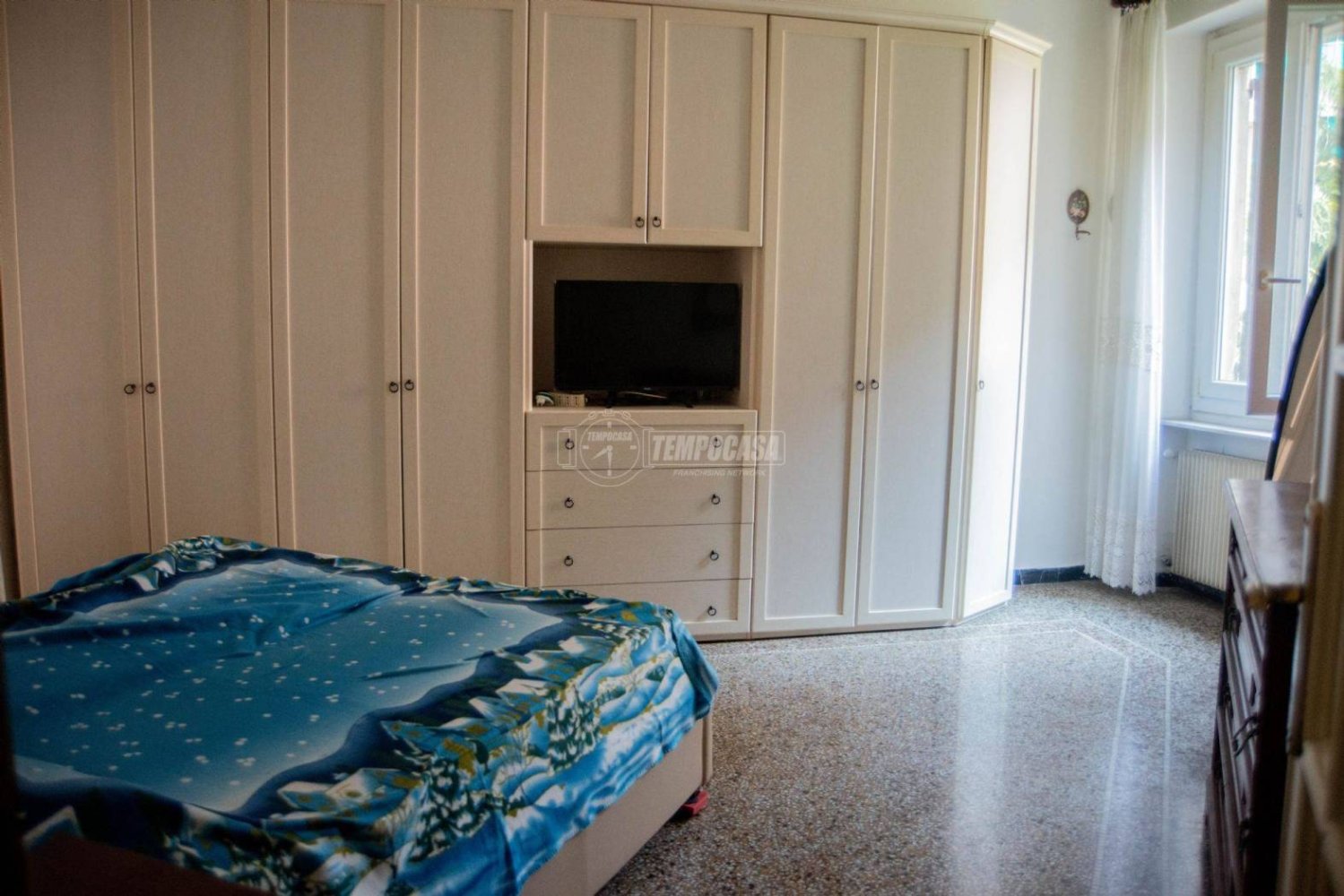 Apartamento de 2 dormitorios en Genoa, Italy No. 236783