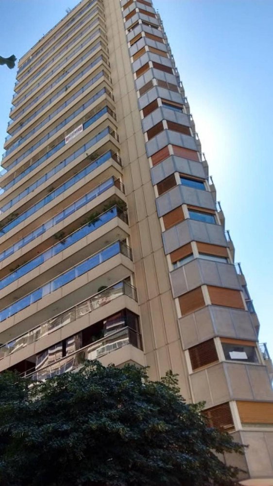 Квартира с 3 спальнями в Буэнос-Айрес, Аргентина № 83485