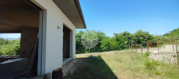 4-Zimmer Gewerbliche Immobilie in Cassino, Italy, Nr. 172513 17