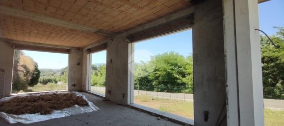 4-Zimmer Gewerbliche Immobilie in Cassino, Italy, Nr. 172513 22