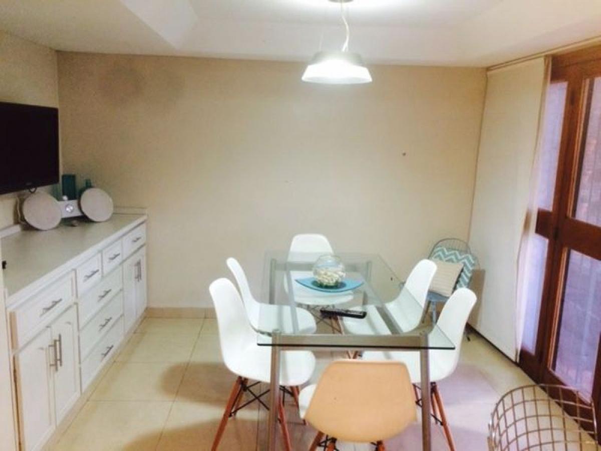 3 bedrooms House in Quilmes, Argentina No. 73291