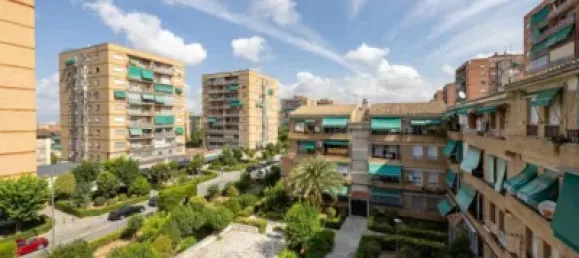 4 bedrooms Apartment in Granada, Spain No. 179898 11