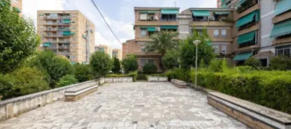 4 bedrooms Apartment in Granada, Spain No. 179898 34