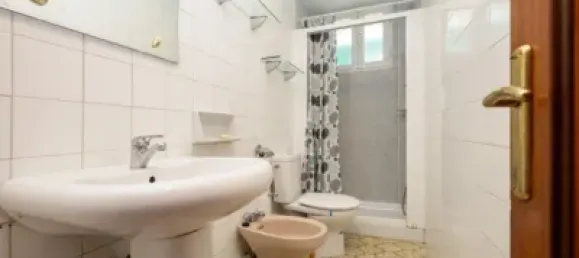 4 bedrooms Apartment in Granada, Spain No. 179898 15