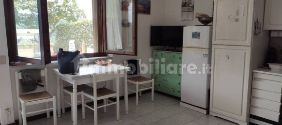 1 bedroom Apartment in Licciana Nardi, Italy No. 267406 2